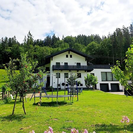 Ferienwohnung Kapar ฟาร์แวร์เฟน ภายนอก รูปภาพ
