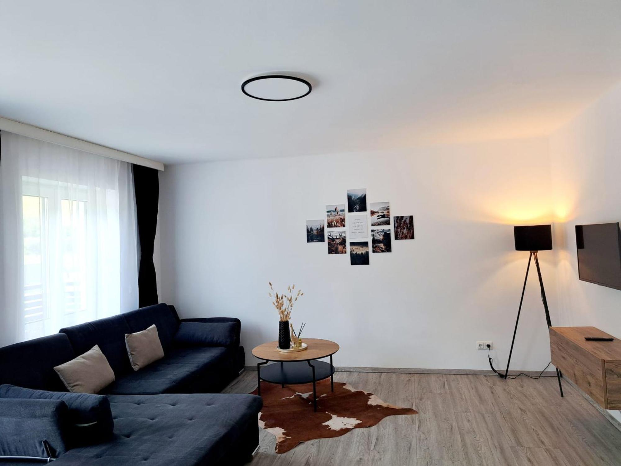Ferienwohnung Kapar ฟาร์แวร์เฟน ภายนอก รูปภาพ