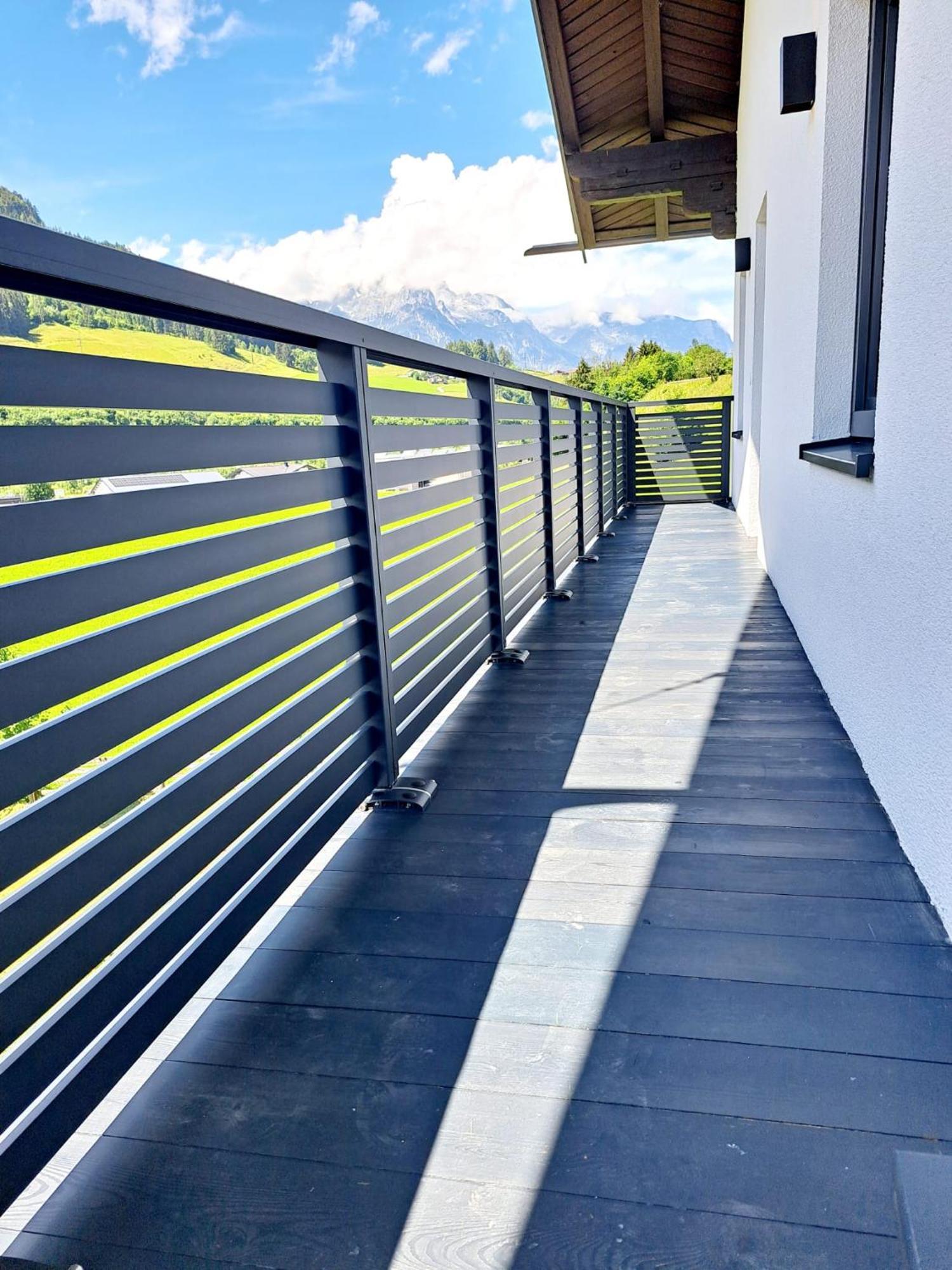 Ferienwohnung Kapar ฟาร์แวร์เฟน ภายนอก รูปภาพ